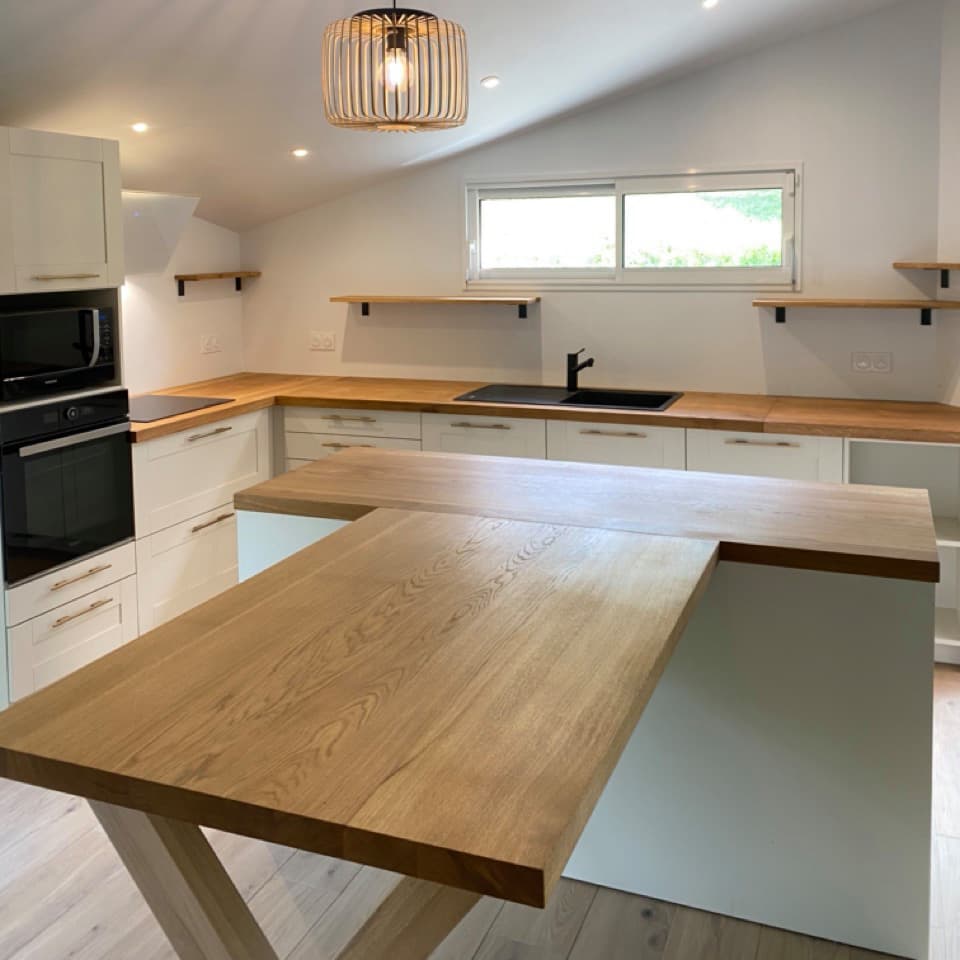 Conseils d'Entretien pour Vos Meubles en Bois : L'Expertise de l'Ébéniste